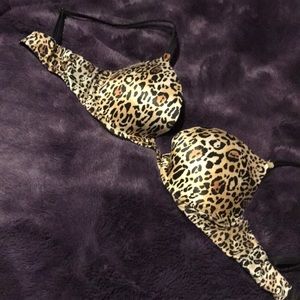 Victoria’s Secret push up bra